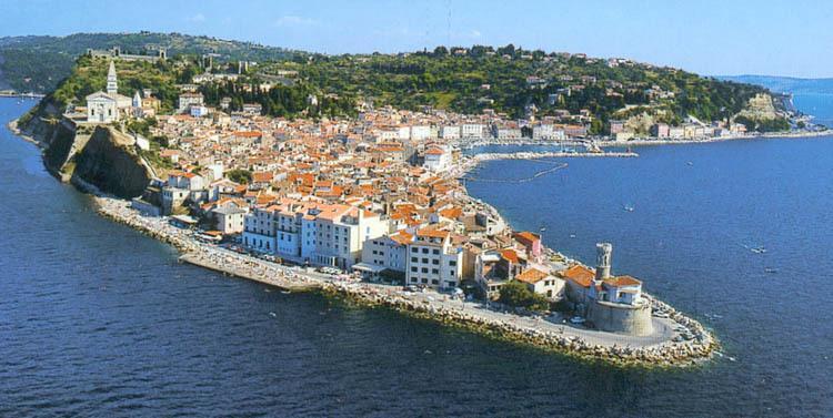Hôtel Dom Mladinske Knjige Fiesa à Piran Extérieur photo